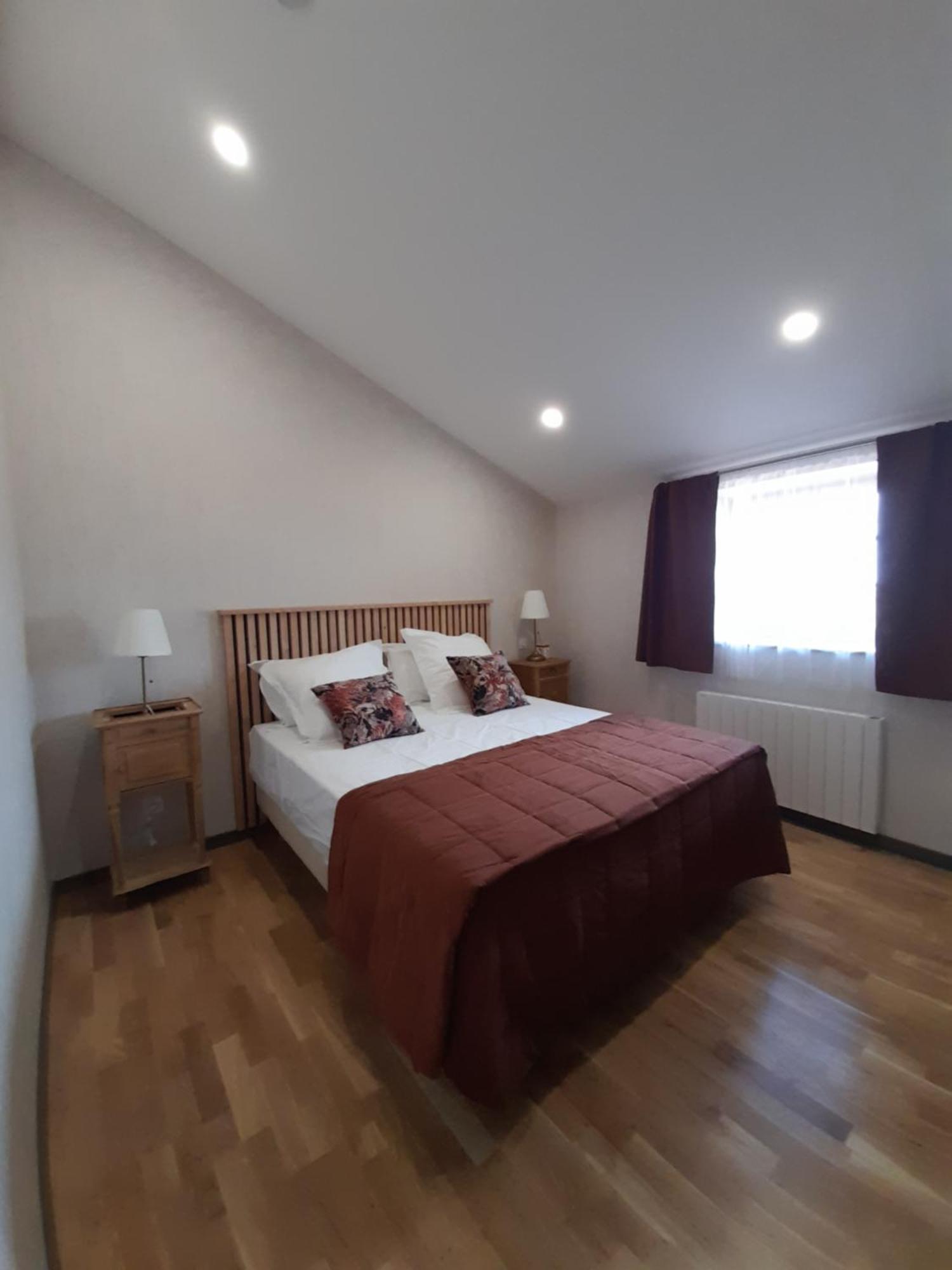 Bed and Breakfast Les Pierres Roses Coise Esterno foto